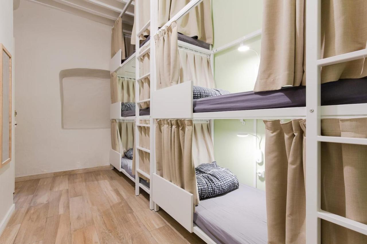 A Pousada Backpackers Antibes Exterior foto