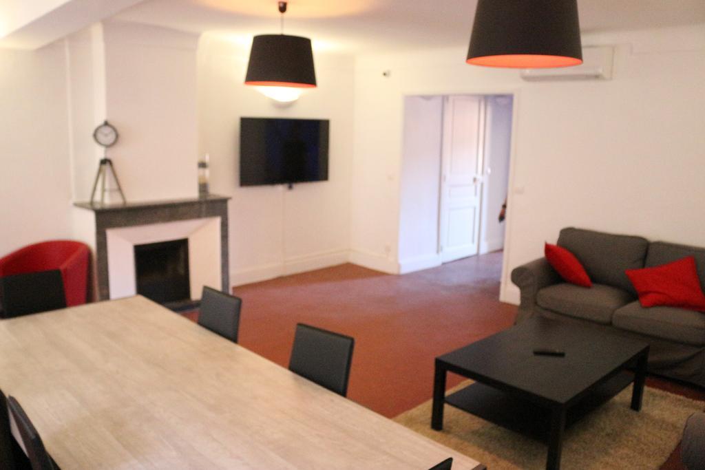 A Pousada Backpackers Antibes Exterior foto