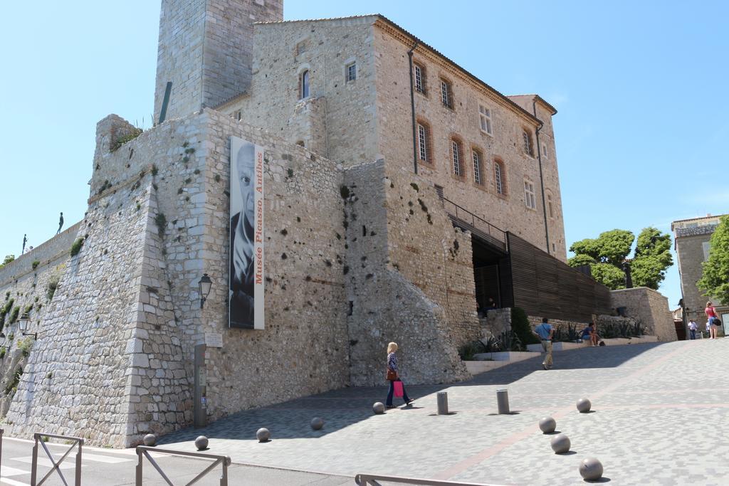 A Pousada Backpackers Antibes Exterior foto