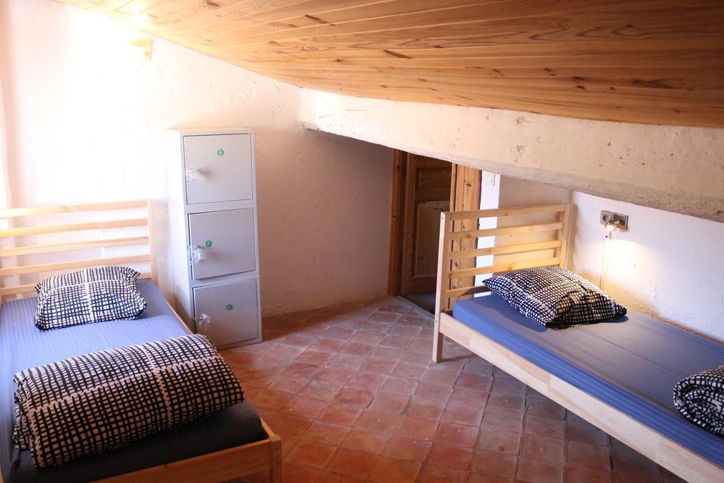 A Pousada Backpackers Antibes Exterior foto